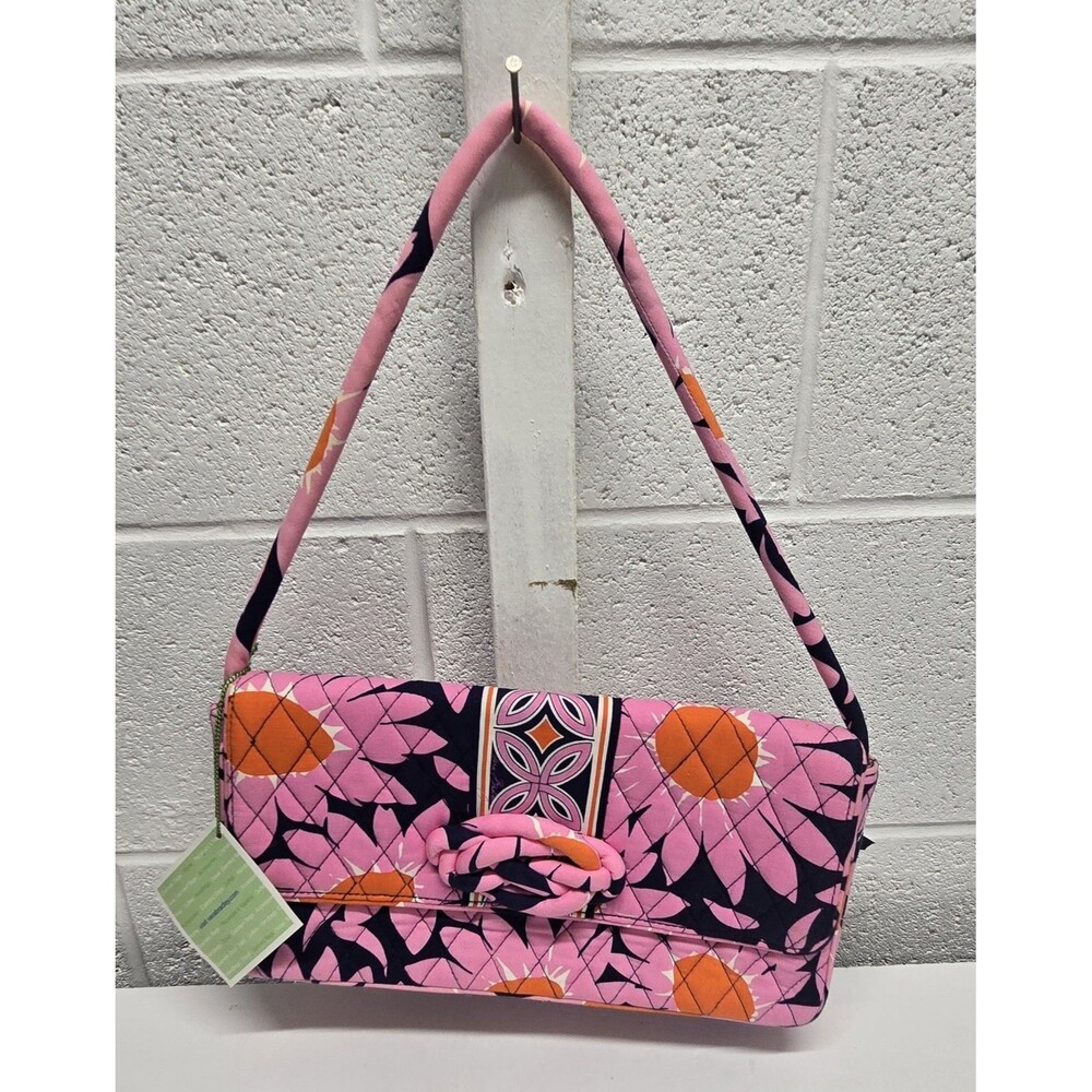 VERA BRADLEY โKnot Just A Clutchโ Strap New With Tag Pink Flower Daisy - Retired